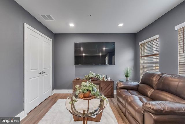 7806 JOHNNYCAKE RD, Windsor Mill, MD 21244