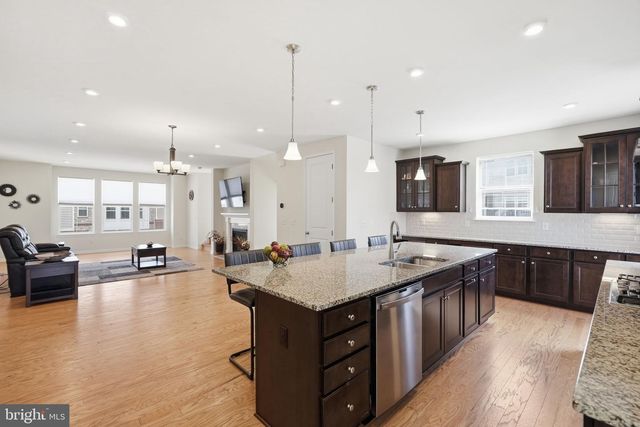 5050 MELISSA PL, Woodbridge, VA 22192