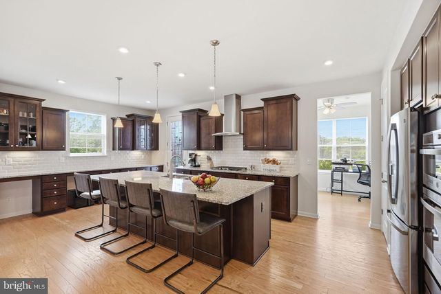 5050 MELISSA PL, Woodbridge, VA 22192