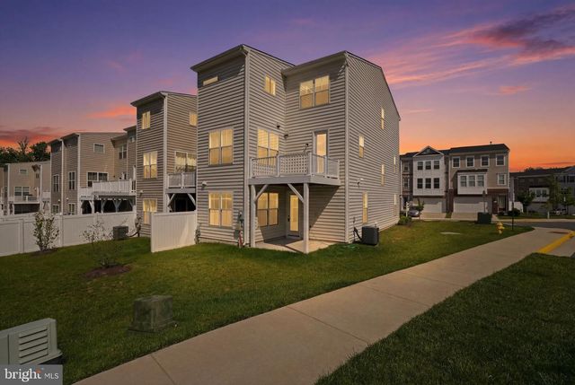 5050 MELISSA PL, Woodbridge, VA 22192