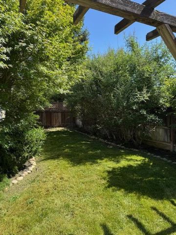 3808 Longbridge Drive, Modesto, CA 95356