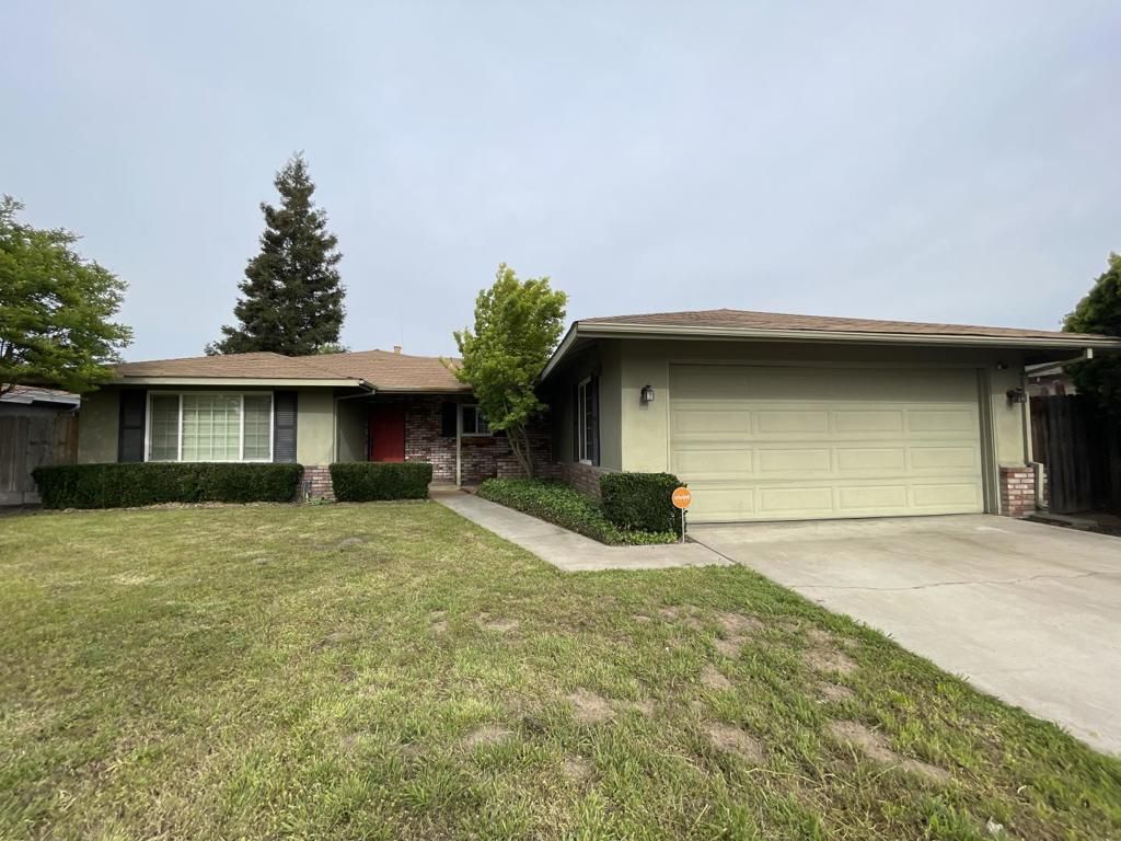 3808 Longbridge Drive, Modesto, CA 95356