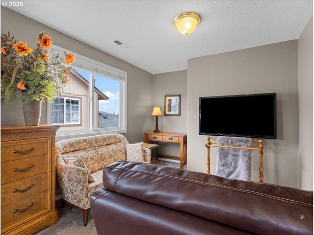 15918 Ne 90TH St, Vancouver, WA 98682