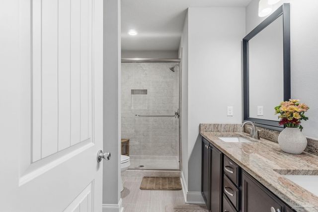 1827 Sundown Dr, Navarre, FL 32566