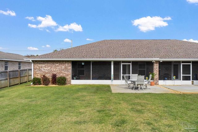 1827 Sundown Dr, Navarre, FL 32566