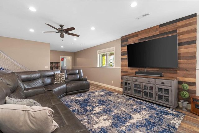 1411 Spahn Drive, Waunakee, WI 53597