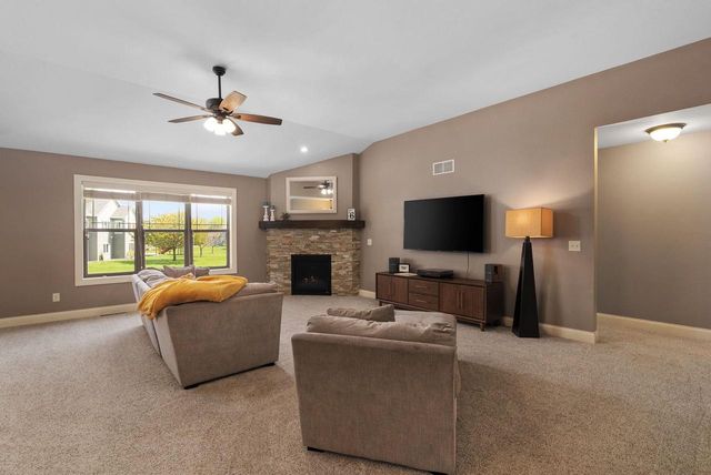 1411 Spahn Drive, Waunakee, WI 53597