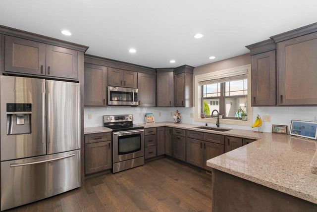 1411 Spahn Drive, Waunakee, WI 53597