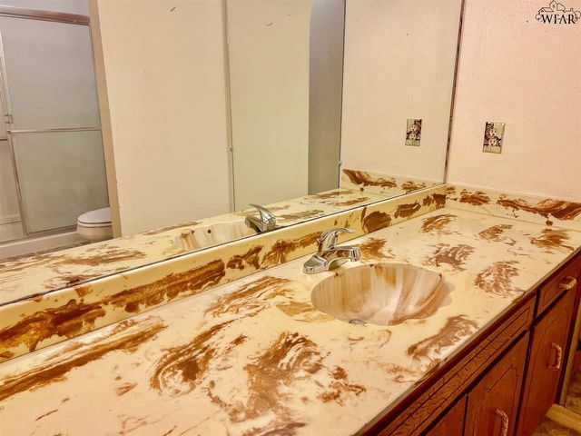 2182 VAUGHN ROAD, Burkburnett, TX 76354