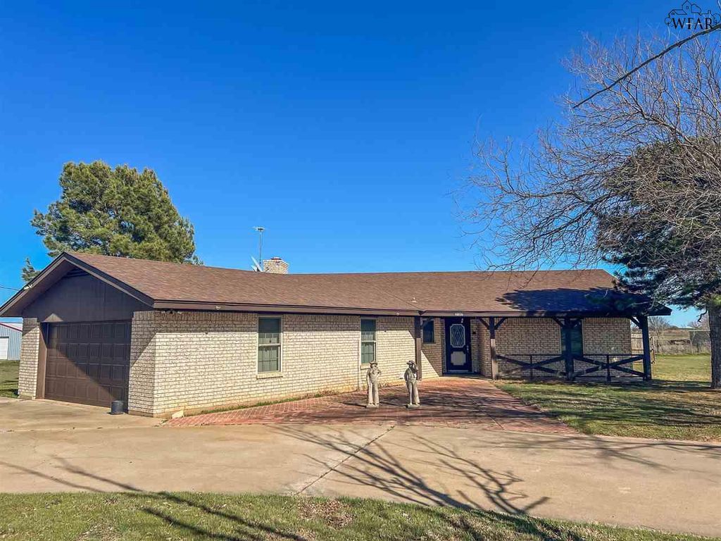 2182 VAUGHN ROAD, Burkburnett, TX 76354