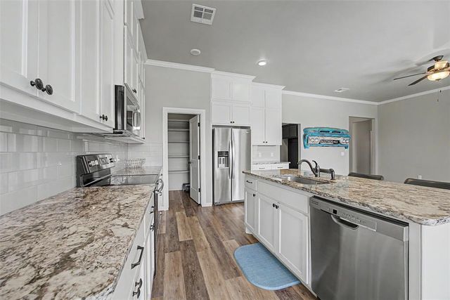 14951 Remington Drive, Newalla, OK 74857