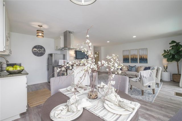 1720 Ardmore Avenue 224, Hermosa Beach, CA 90254