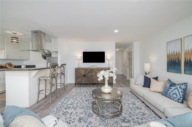 1720 Ardmore Avenue 224, Hermosa Beach, CA 90254