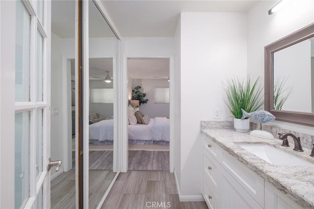 1720 Ardmore Avenue 224, Hermosa Beach, CA 90254