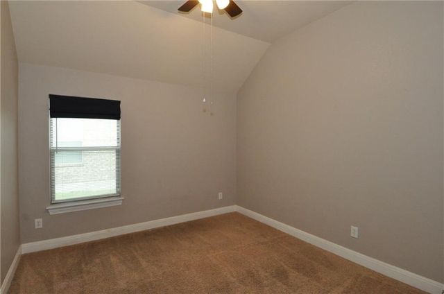 113 Wallin Farms DR, Hutto, TX 78634