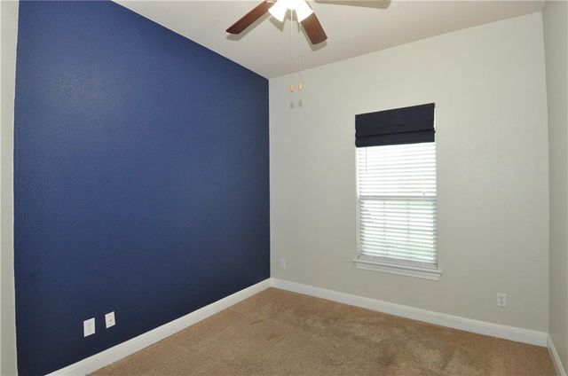 113 Wallin Farms DR, Hutto, TX 78634