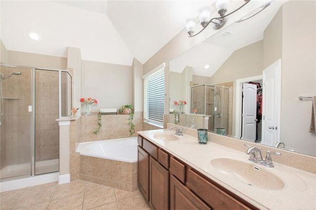 113 Wallin Farms DR, Hutto, TX 78634