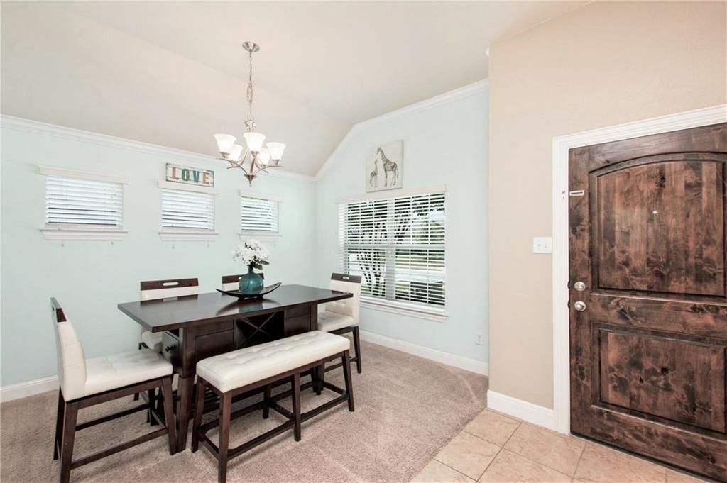 113 Wallin Farms DR, Hutto, TX 78634