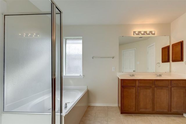 8731 Sunny Gallop Drive, Tomball, TX 77375