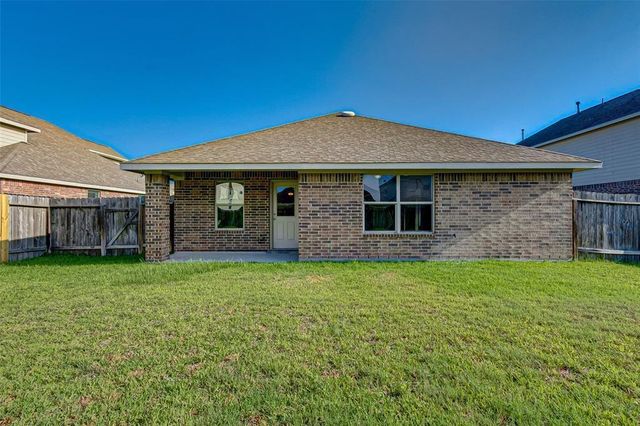 8731 Sunny Gallop Drive, Tomball, TX 77375