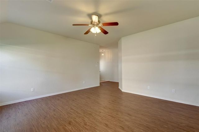 8731 Sunny Gallop Drive, Tomball, TX 77375