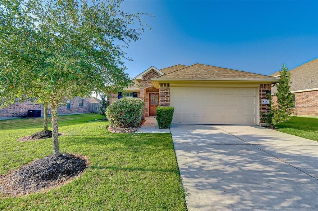 8731 Sunny Gallop Drive, Tomball, TX 77375