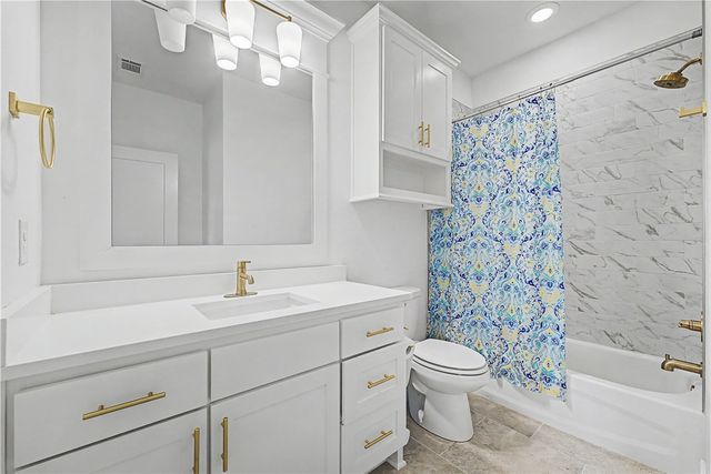 1302 Clarendon Avenue, Bentonville, AR 72713