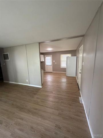 37 Westwood Drive, Cahokia, IL 62206