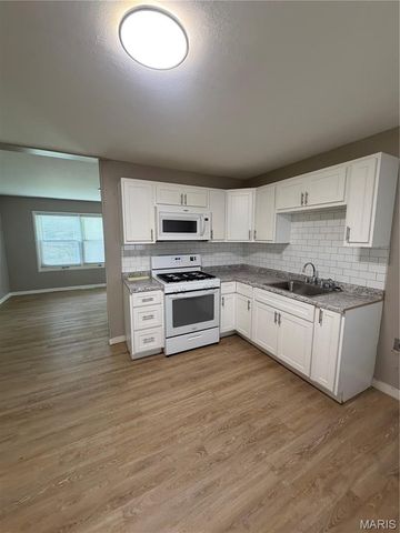 37 Westwood Drive, Cahokia, IL 62206