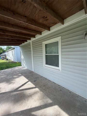 37 Westwood Drive, Cahokia, IL 62206