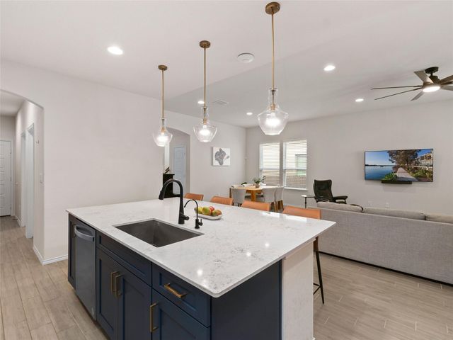 1711 Dalhart, San Antonio, TX 78253