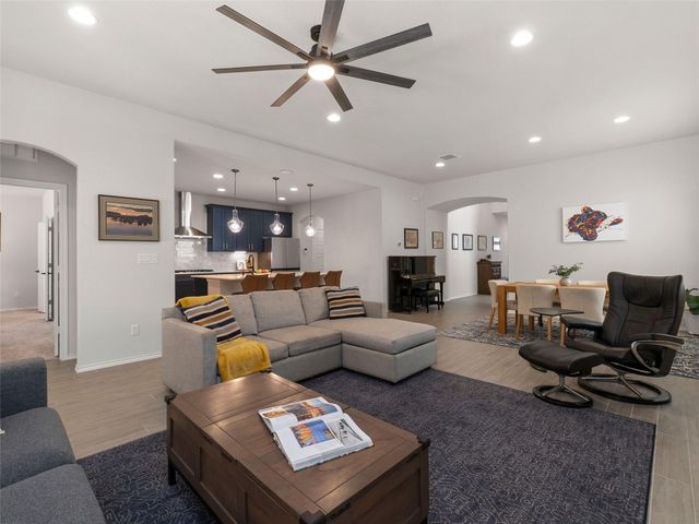 1711 Dalhart, San Antonio, TX 78253