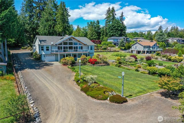 8151 E Seaview Drive, Port Orchard, WA 98366