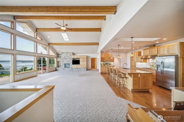 8151 E Seaview Drive, Port Orchard, WA 98366