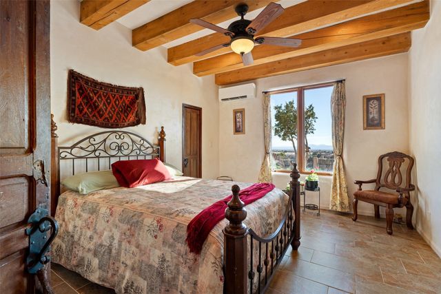 54 Calle Alexia, Santa Fe, NM 87508