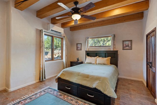 54 Calle Alexia, Santa Fe, NM 87508