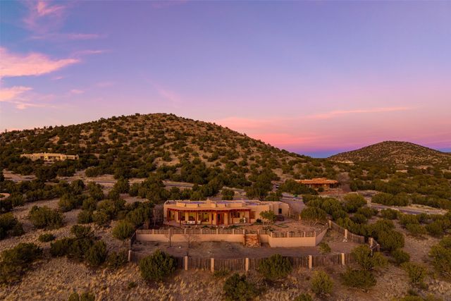 54 Calle Alexia, Santa Fe, NM 87508