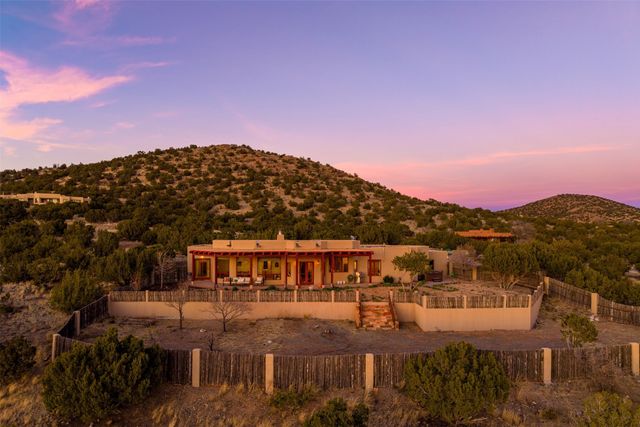 54 Calle Alexia, Santa Fe, NM 87508