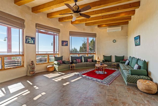 54 Calle Alexia, Santa Fe, NM 87508