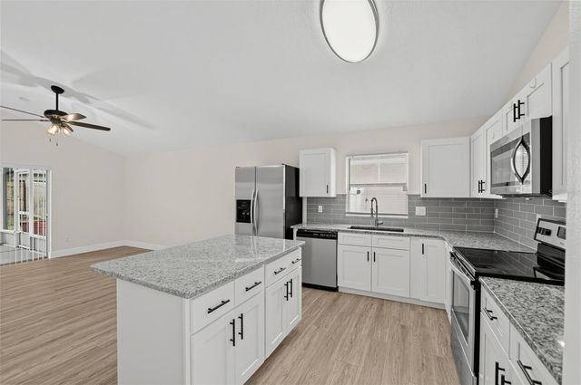 1015 BARTLETT COURT, Oviedo, FL 32765