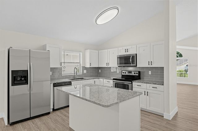 1015 BARTLETT COURT, Oviedo, FL 32765