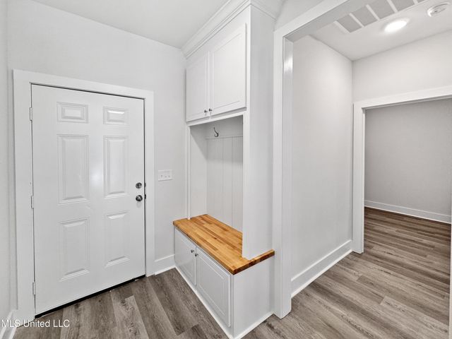 757 Magnolia Point Circle, Pearl, MS 39208