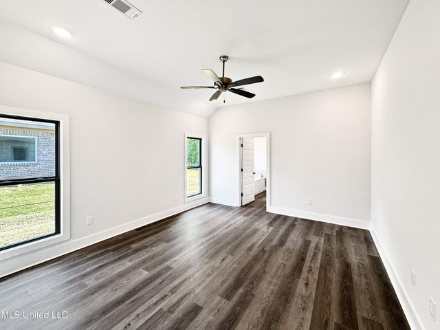 757 Magnolia Point Circle, Pearl, MS 39208