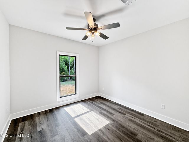 757 Magnolia Point Circle, Pearl, MS 39208