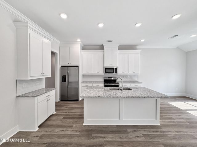 757 Magnolia Point Circle, Pearl, MS 39208