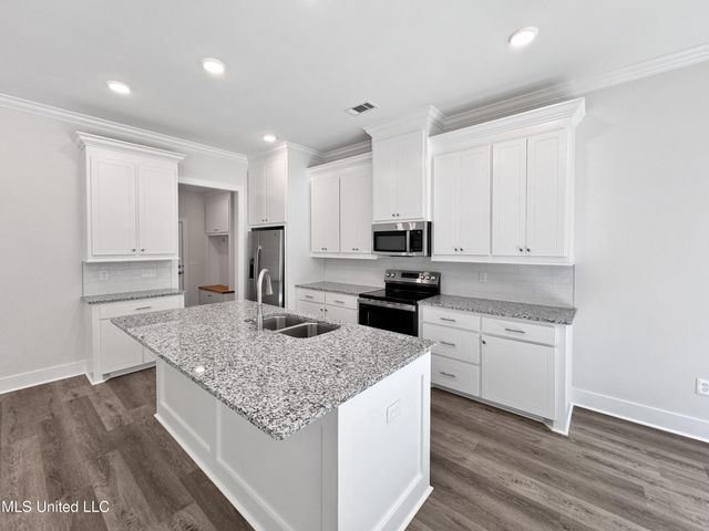 757 Magnolia Point Circle, Pearl, MS 39208