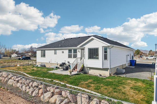 541 S 400 W, Tremonton, UT 84337