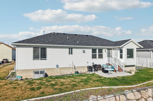 541 S 400 W, Tremonton, UT 84337