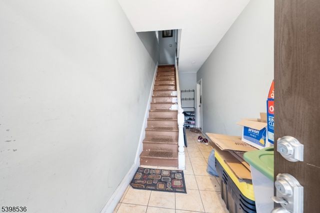 717 Mckinley St, Elizabeth City, NJ 07202