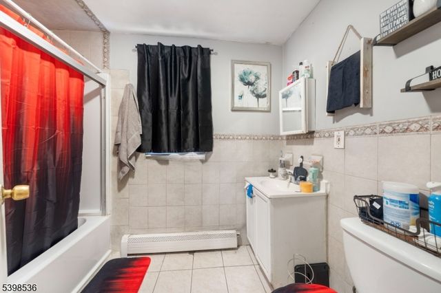 717 Mckinley St, Elizabeth City, NJ 07202